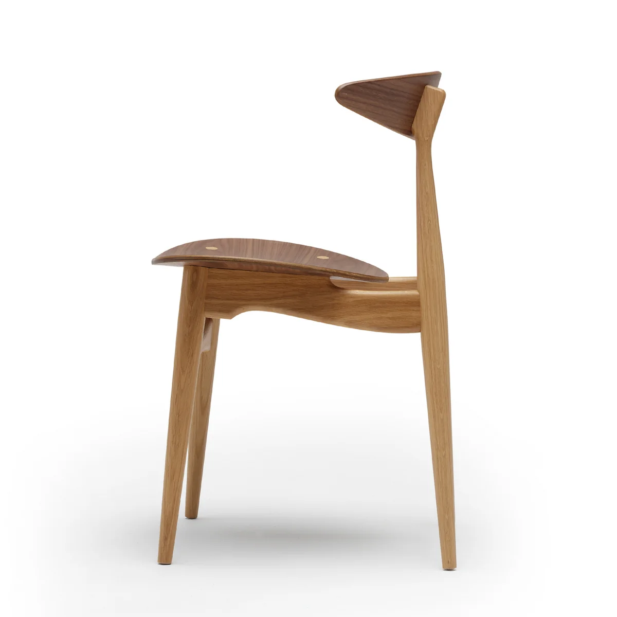 Carl Hansen – CH33T, Eiche / Walnuss geölt
