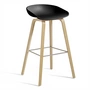 HAY - About A Stool AAS 32 H 85 cm, Eiche lackiert / Edelstahl / black 2.0 (Kunststoffgleiter)
