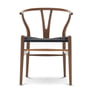 Carl Hansen - CH24 Wishbone Chair, Eiche mit Rauchbeize / schwarzes Geflecht