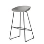 HAY - About A Stool AAS 38 Barhocker H 85, schwarz / concrete grey 2.0 (Kunststoffgleiter)