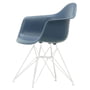 Vitra - Eames Plastic Armchair DAR RE, weiß / meerblau (Filzgleiter weiß)