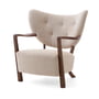 &Tradition - Wulff ATD2 Lounge Chair, Walnuss geölt / beige (Karakorum 003)