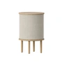 Umage - Audacious Beistelltisch mit USB Anschluss, Ø 38 x H 59.3 cm, Eiche natur / white sands