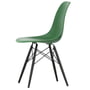 Vitra - Eames Plastic Side Chair DSW RE, Ahorn schwarz / smaragd (Filzgleiter basic dark)
