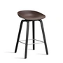 HAY - About A Stool AAS 32 H 75 cm, Eiche schwarz lackiert / Edelstahl / raisin 2.0 (Kunststoffgleiter)