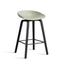 HAY - About A Stool AAS 32 H 75 cm, Eiche schwarz lackiert / Stahl schwarz / pastel green 2.0 (Filzgleiter)
