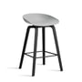 Hay - About A Stool AAS 32 H 75 cm, Eiche schwarz lackiert / Stahl schwarz / concrete grey 2.0 (Filzgleiter)