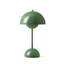 &Tradition - Flowerpot Akku Tischleuchte VP9 mit magnetischem Ladekabel, glänzend, sage green (Exclusive Edition)