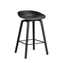 HAY - About A Stool AAS 32 H 65 cm, Eiche schwarz lackiert / Stahl schwarz / black 2.0 (Kunststoffgleiter)