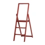 Design House Stockholm - Step Klappleiter, Eiche gebeizt, rot