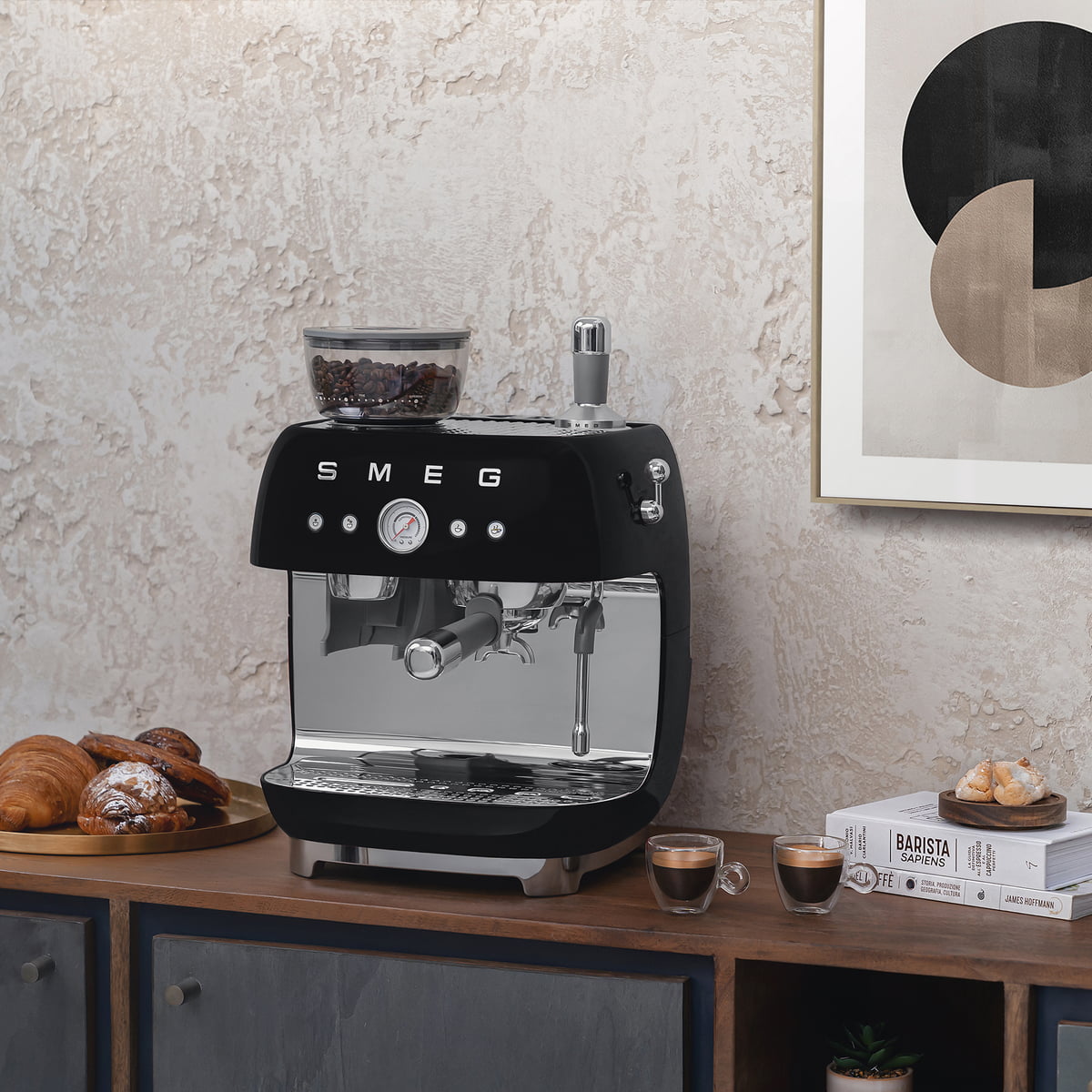 Espressomaschine mit Siebträger EGF03 von | Connox Smeg