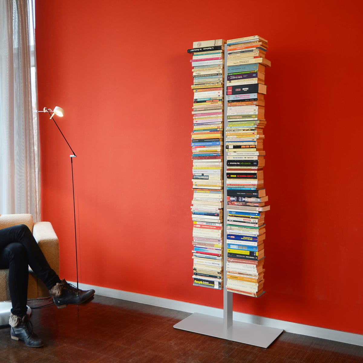 Booksbaum Standregal von Radius Design | Connox