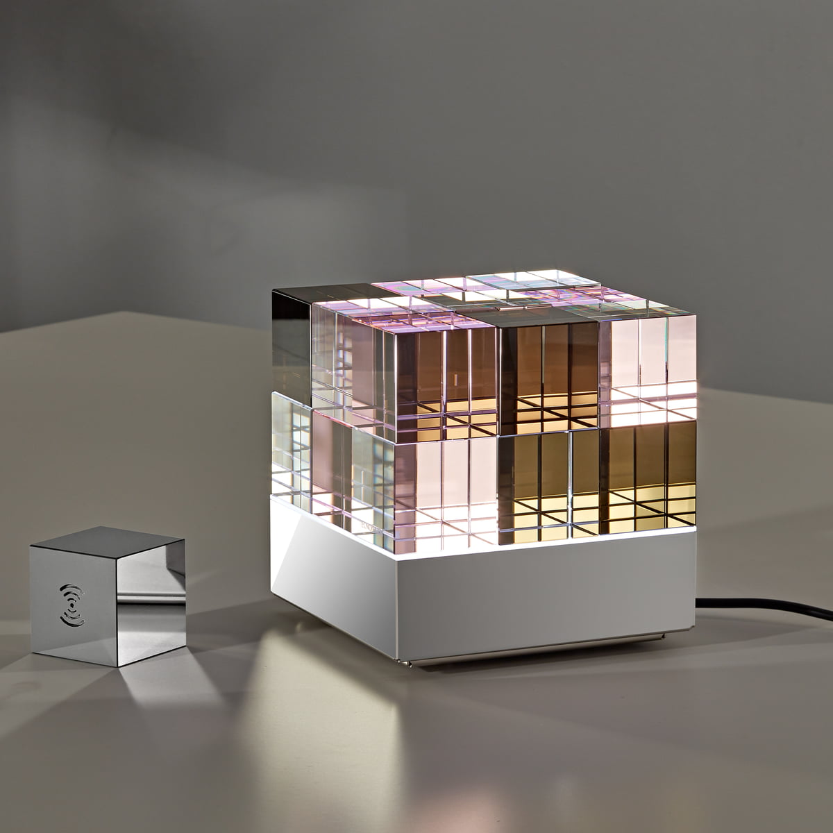 Smarte Deko: LED-Leuchtobjekt Cube - [SCHÖNER WOHNEN]