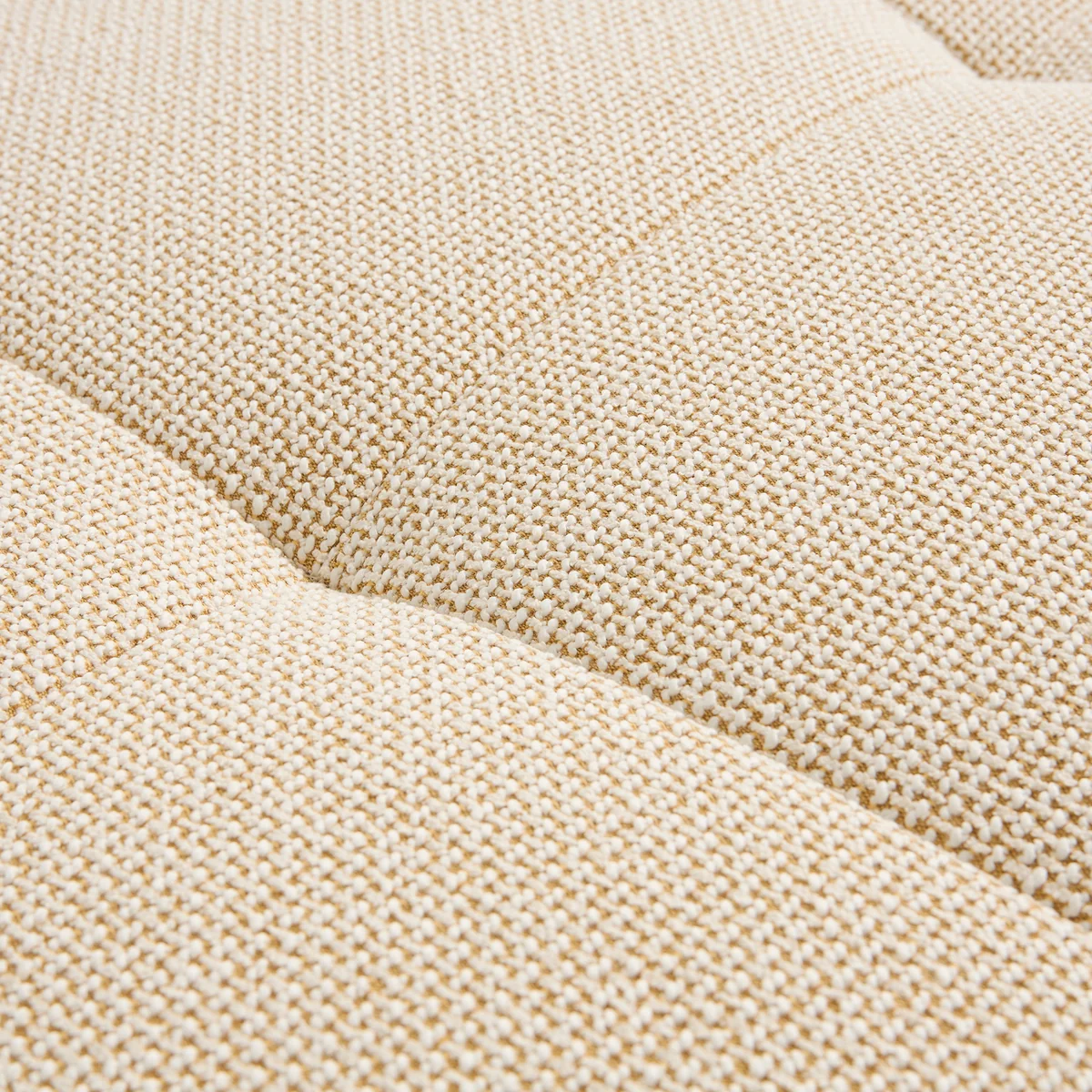 Quilton Lift Ottoman von HAY