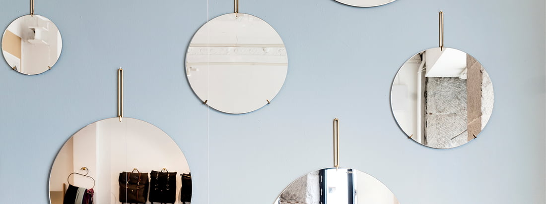 Die Spiegel von Moebe sind in den unterschiedlichsten Formen und Ausführungen ein Must-Have in jedem Zuhause. Der erste Spiegel, den die Marke konzipierte, ist der runde Wandspiegel.
