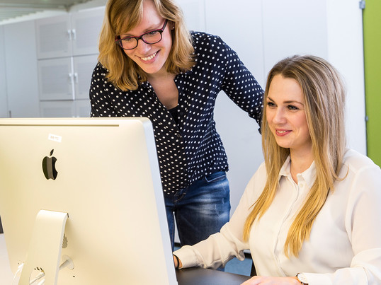 Jobs -Karriere-Stellenausschreibung Datenmanagement Situation