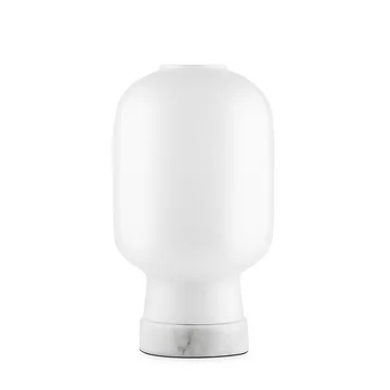 Amp Tischleuchte von Normann Copenhagen in Marmor weiß / weiß