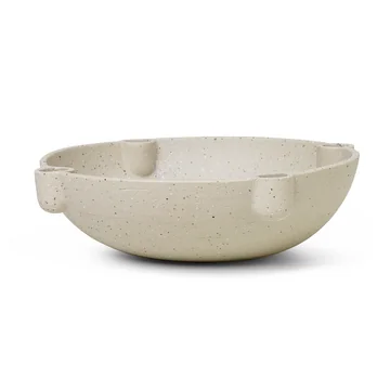 Bowl Kerzenständer, Ø 27 x H 6,8 cm, hellgrau von Ferm Living