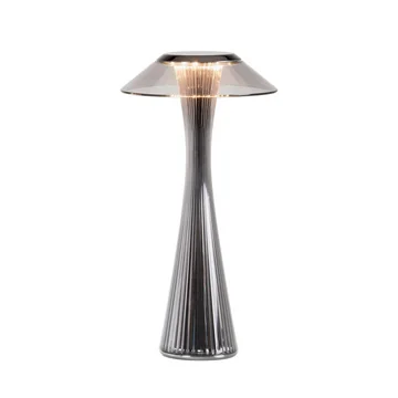 Space Akku-Leuchte (LED) von Kartell in titan
