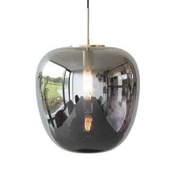 Die Glas Pendelleuchte von Hübsch Interior in verspiegelt / Messing, Ø 40 cm, H 40 cm