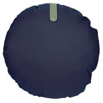 Color Mix Outdoor-Kissen von Fermob in der Farbe nachtblau