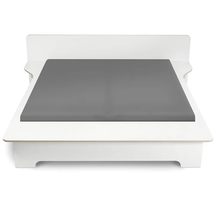 Plane Doppelbett von Müller Small Living in weiß