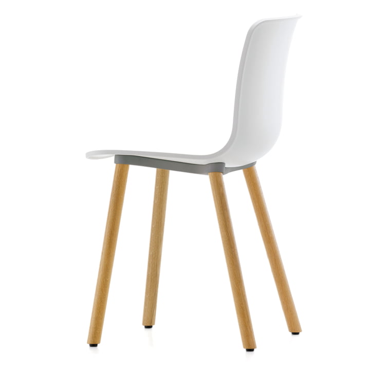 Hal Wood Stuhl von Vitra aus heller Eiche und mit weißer Sitzschale