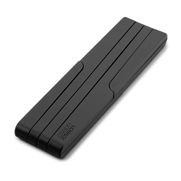 Stretch ausziehbarer Untersetzer von Joseph Joseph in Schwarz