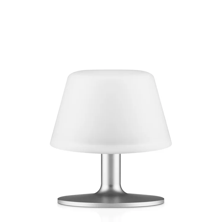 Die SunLight Tischlampe von Eva Solo ist frostfest