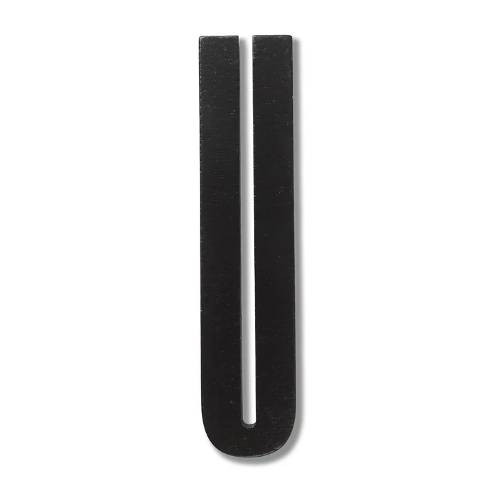 Wooden Letters Indoor U von Design Letters in Schwarz