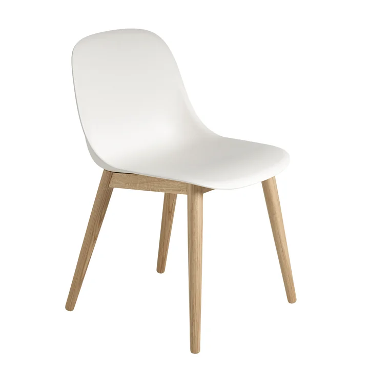 Fiber Side Chair Wood Base von Muuto in Eiche / weiß
