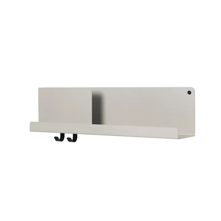 Medium Folded Shelve 63 x 16,5 cm von Muuto in Grau
