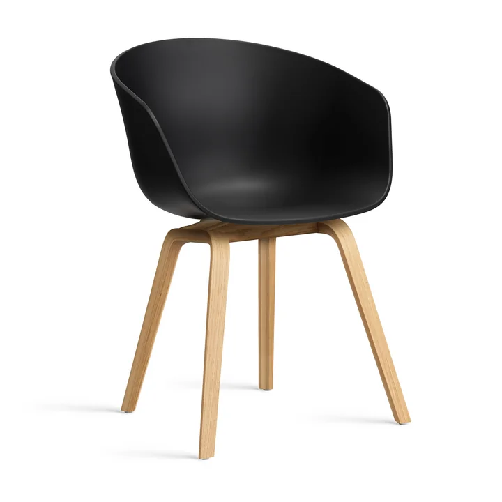 About A Chair AAC 22 von HAY in Eiche matt lackiert / schwarz