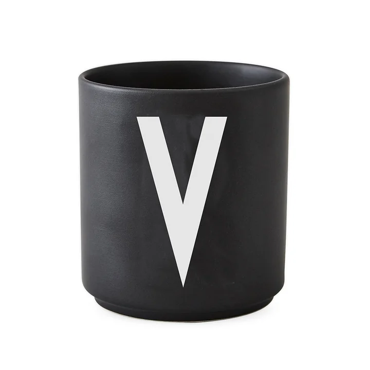 AJ Porzellan Becher V von Design Letters in Schwarz