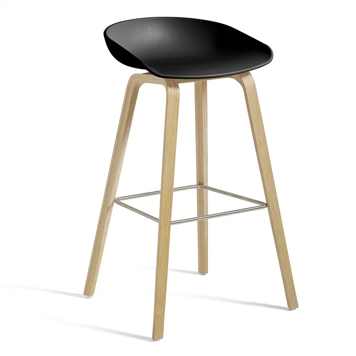 About A Stool AAS 32 H 85 cm von HAY in Eiche matt lackiert / Edelstahl / Schwarz