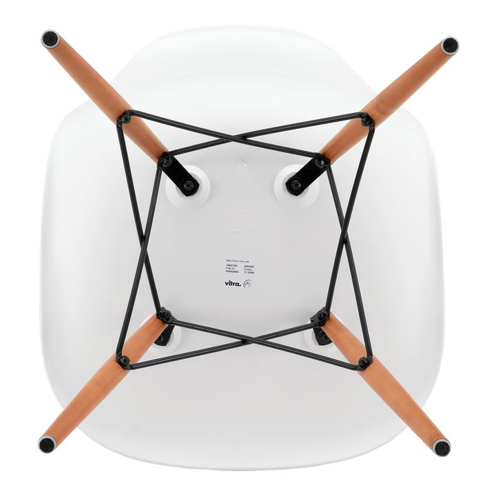 Eames Plastic Side Chair DSW von Vitra
