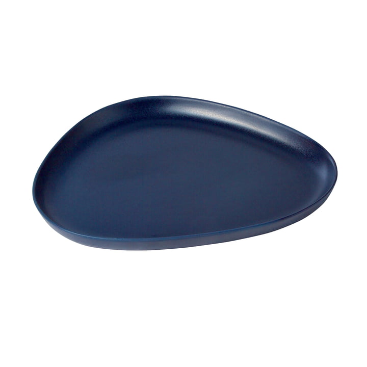 Curve Stoneware Platter 35 x 30 cm von LindDNA in navy blau