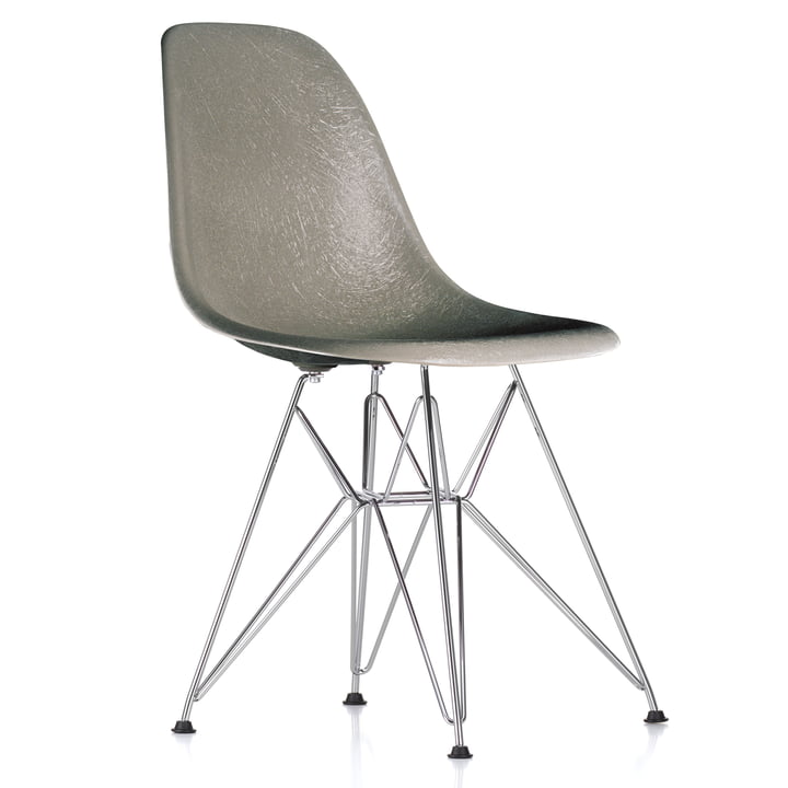 Eames Fiberglass Side Chair DSR von Vitra - verchromt / Eames raw umber