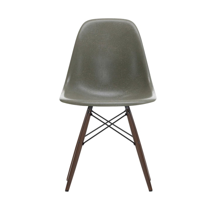 Eames Fiberglass Side Chair DSW von Vitra in Ahorn dunkel / Eames raw umber