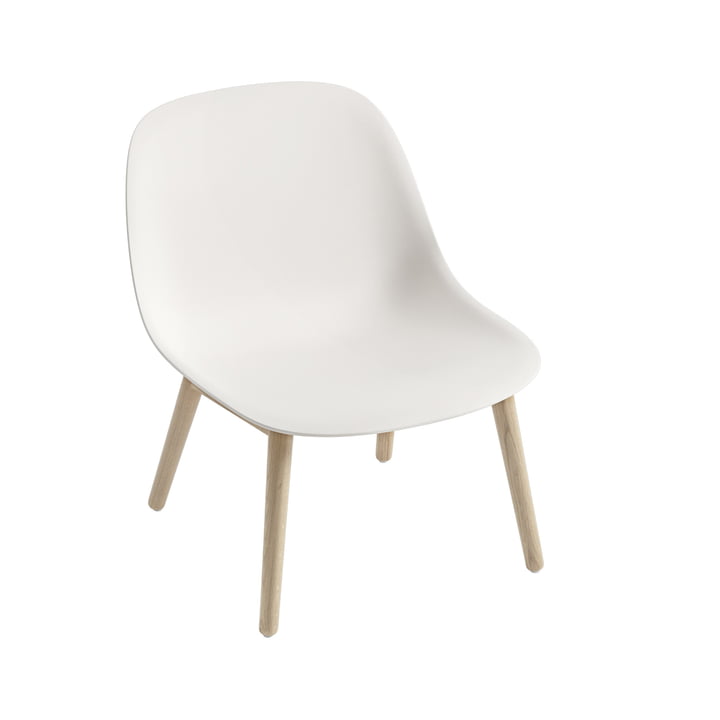 Fiber Lounge Chair Wood Base in Eiche / weiß von Muuto