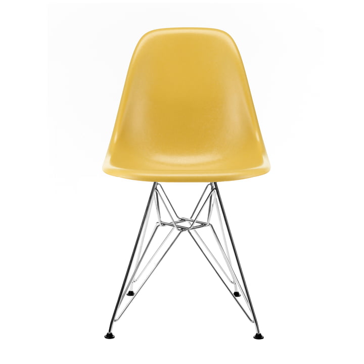 Eames Fiberglass Side Chair DSR von Vitra in basic dark / Eames ochre light 