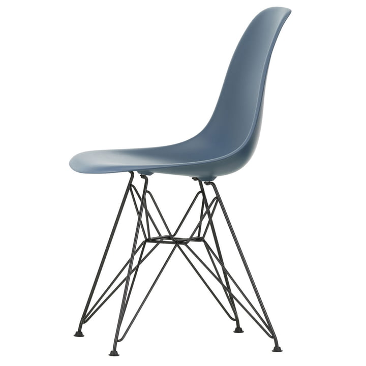 Eames Plastic Side Chair DSR von Vitra in basic dark / meerblau