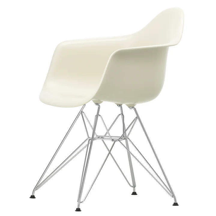 Eames Plastic Armchair DAR von Vitra in verchromt / kieselstein