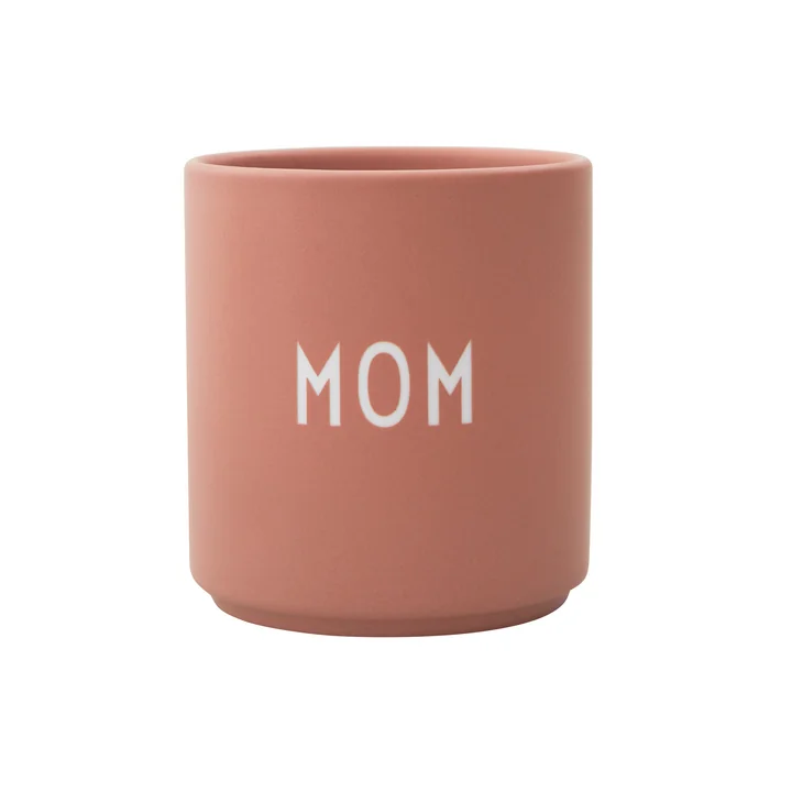 AJ Favourite Porzellan Becher Mom von Design Letters 