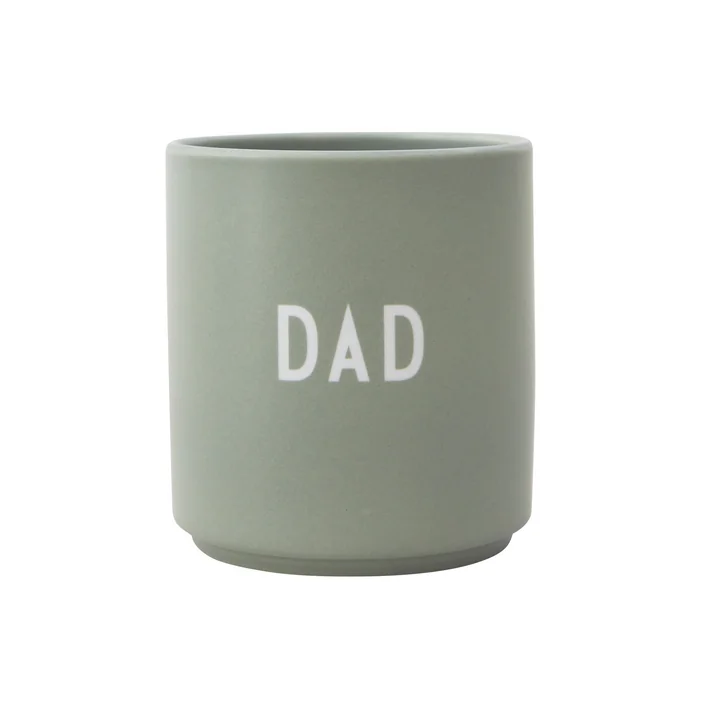AJ Favourite Porzellan Becher Dad von Design Letters 