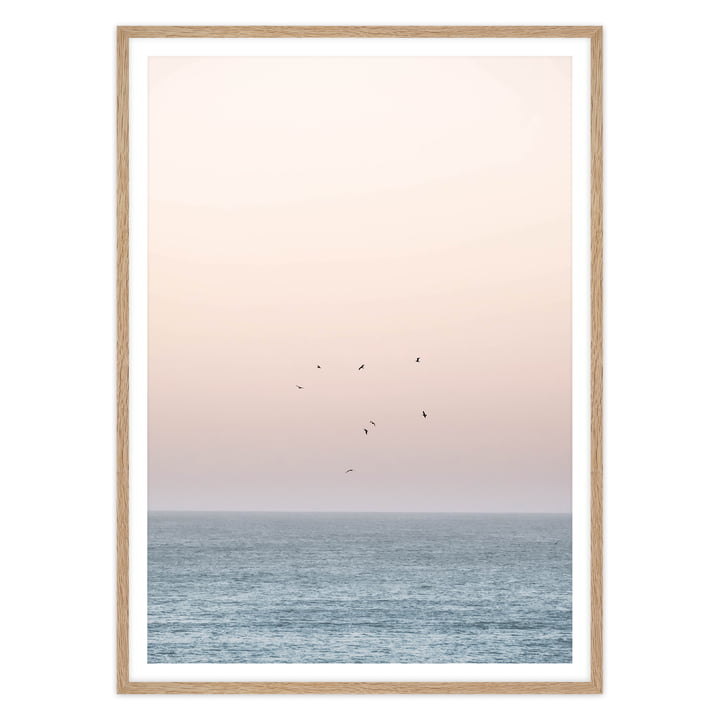 Artvoll - Sunset on the Horizon Poster mit Rahmen, Eiche natur