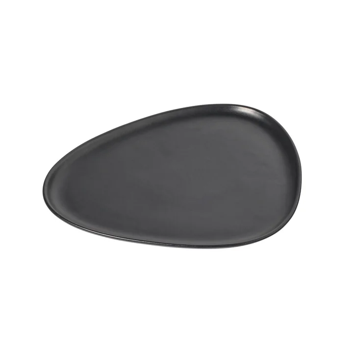 Curve Stoneware Dinner Teller 30 x 26 cm von Lind DNA in schwarz