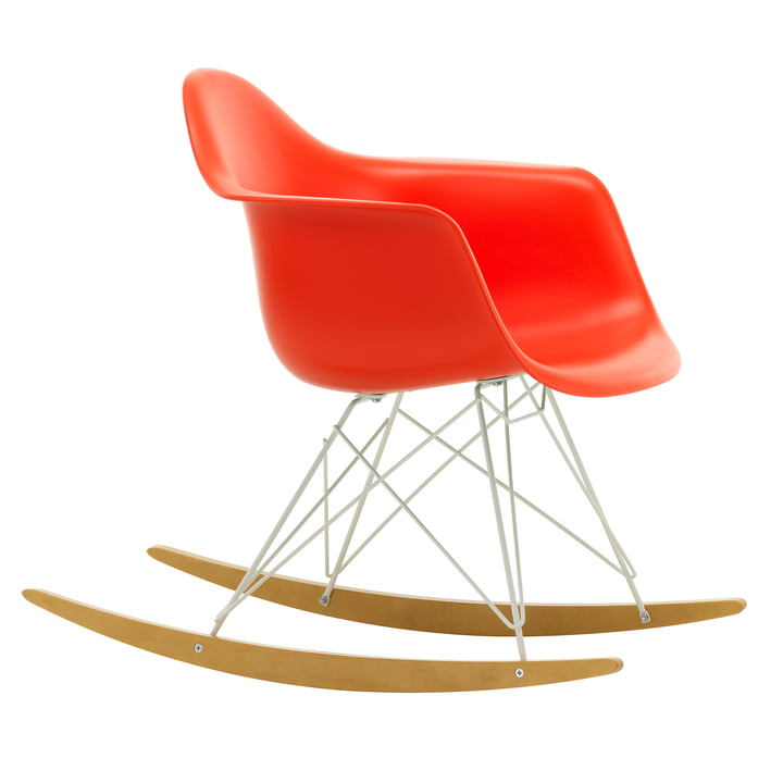 Eames Plastic Armchair RAR von Vitra in Ahorn gelblich / weiß / poppy red