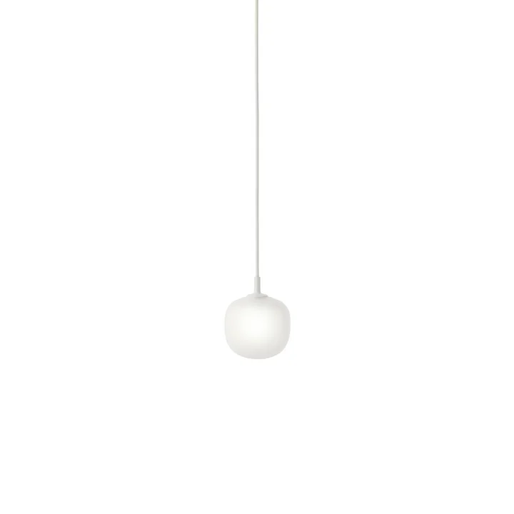 Rime Pendelleuchte Ø 12 cm, opal / weiß von Muuto 