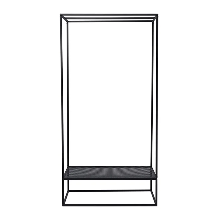 Grid Garderobe von Kristina Dam Studio in schwarz